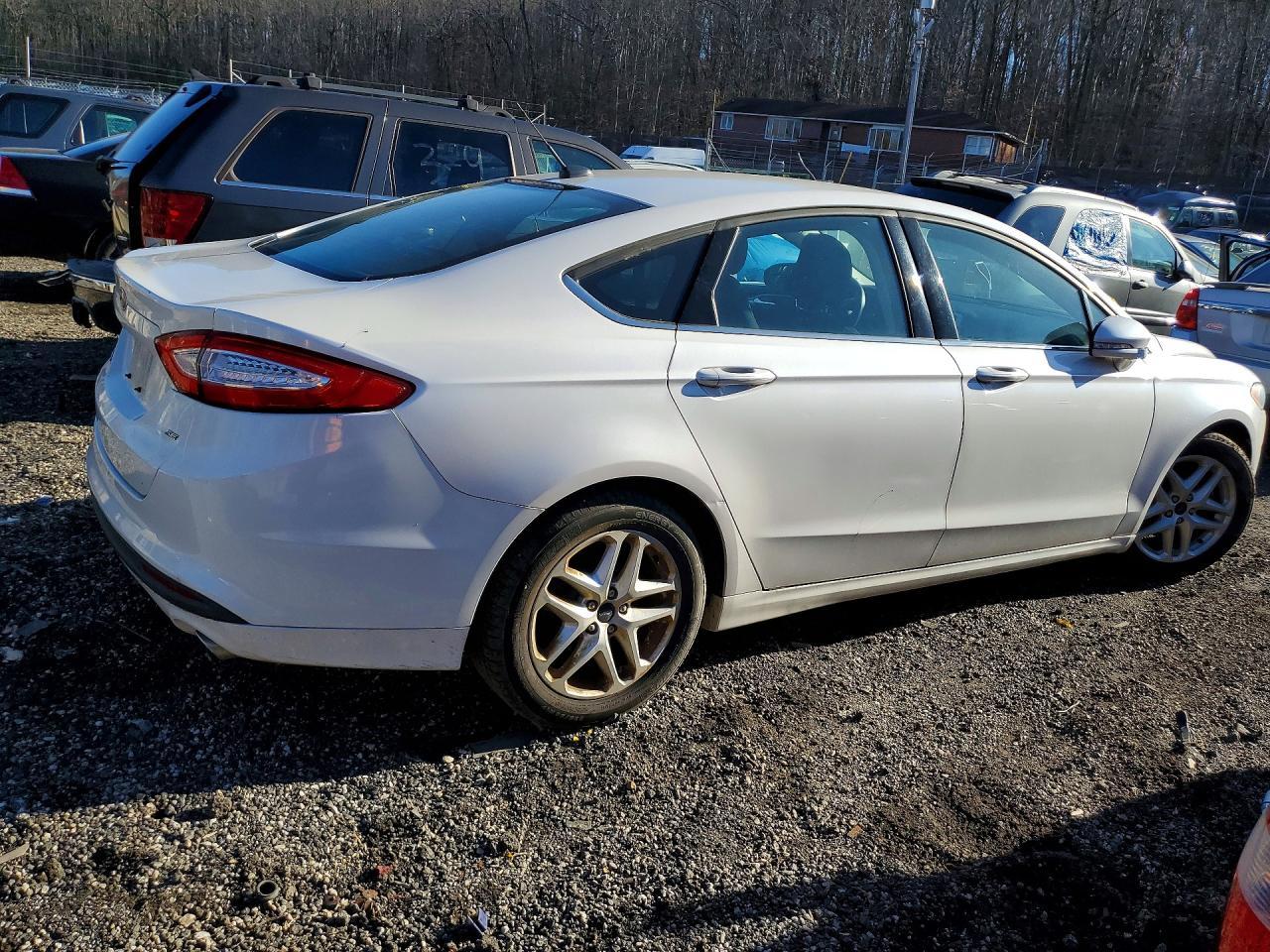 2016 Ford Fusion se