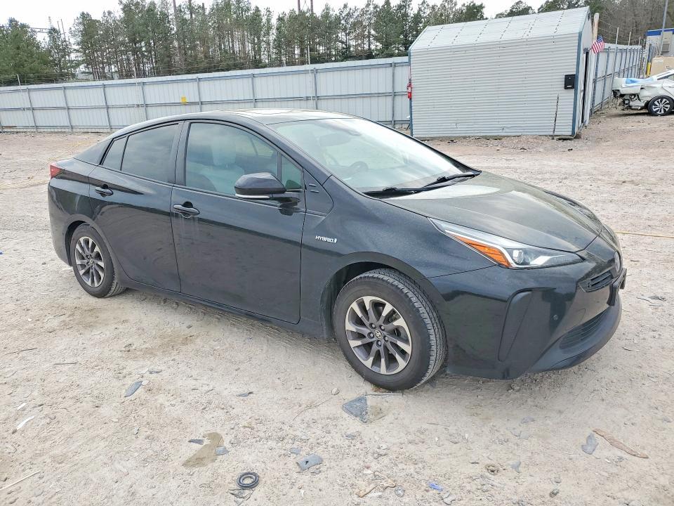2019 Toyota Prius xle