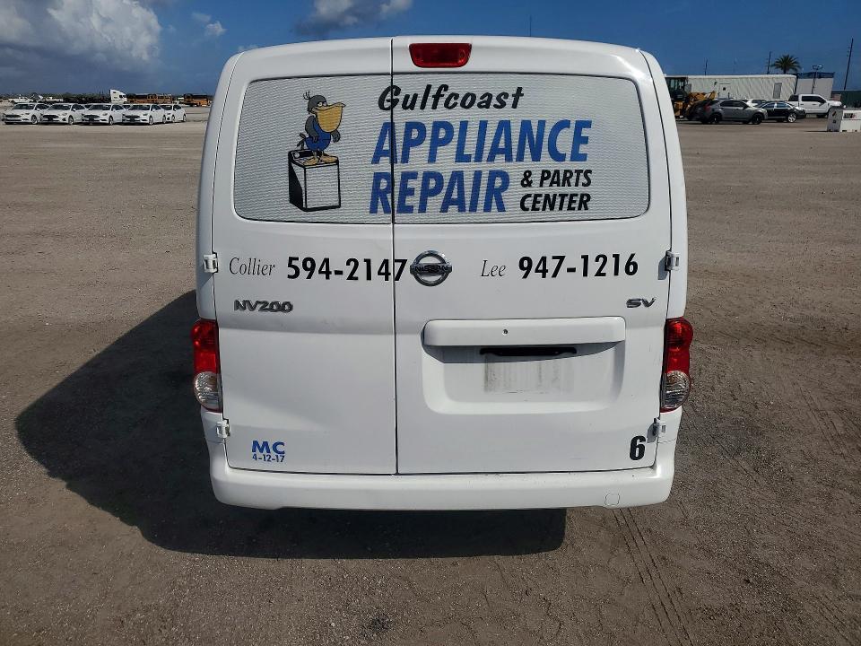 2015 Nissan NV200 SV