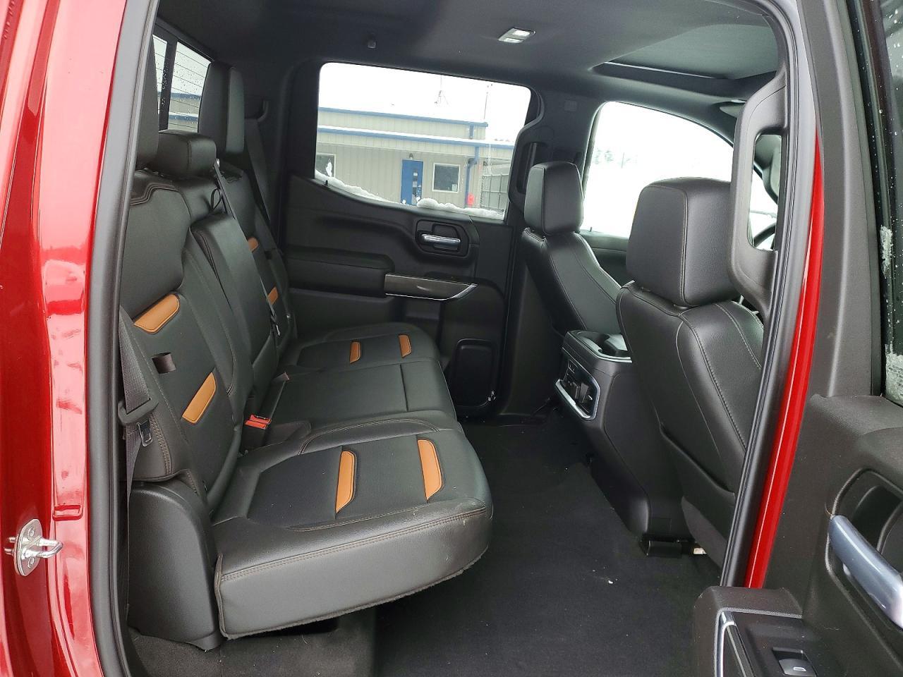 2021 GMC Sierra K1500 AT4