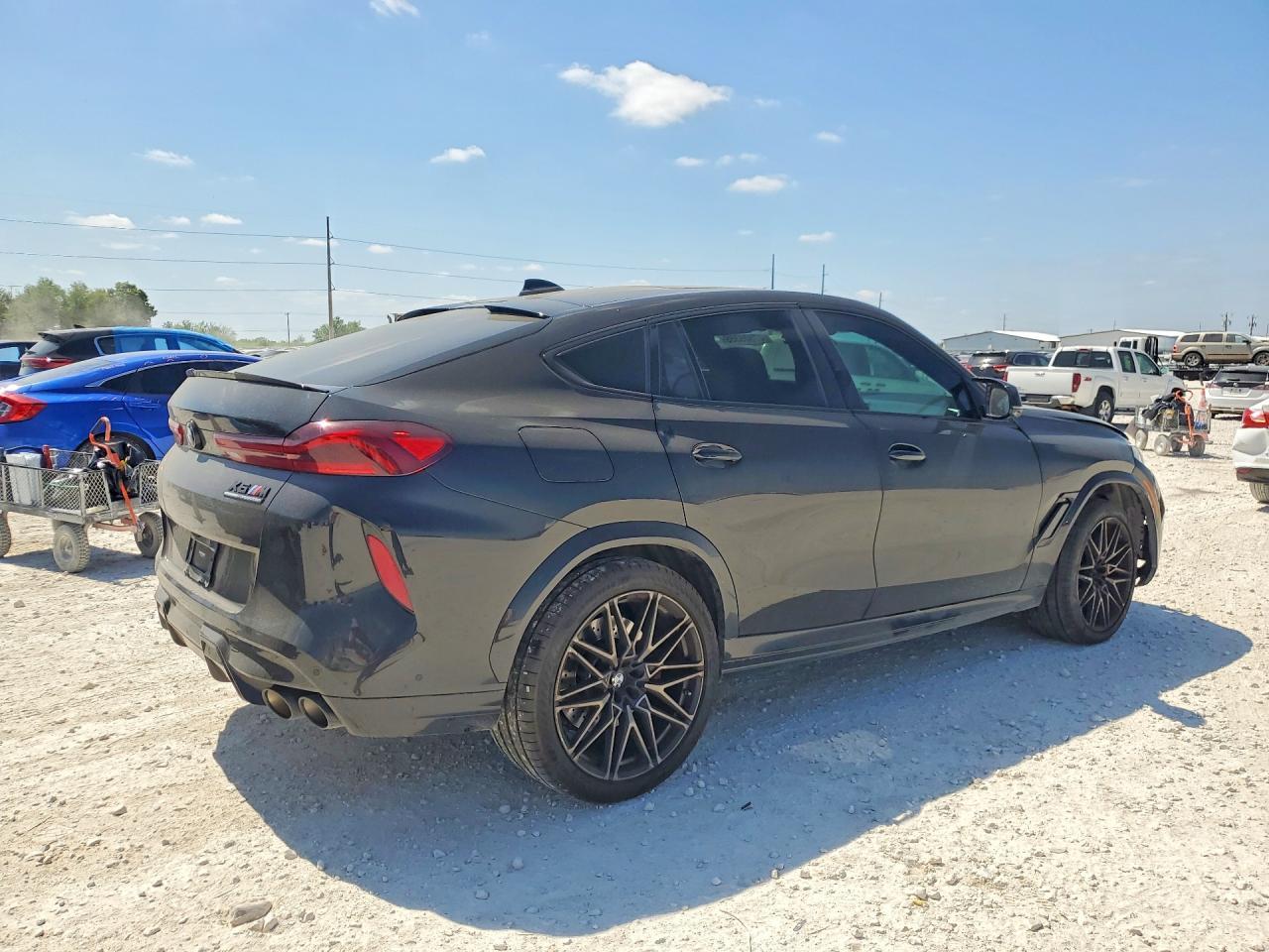 2022 BMW X6 m