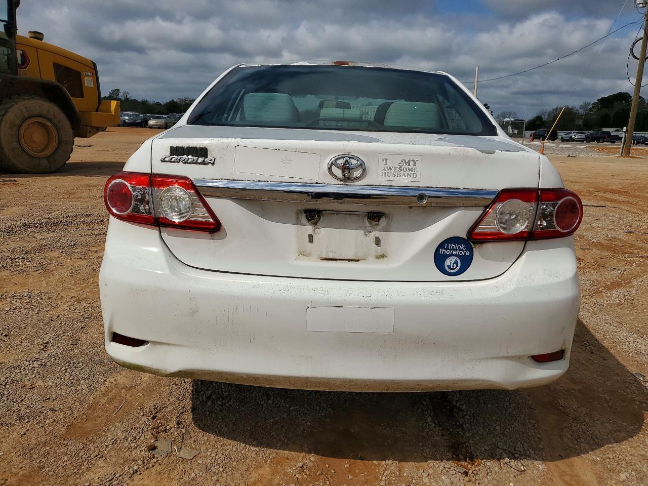 2013 Toyota Corolla l