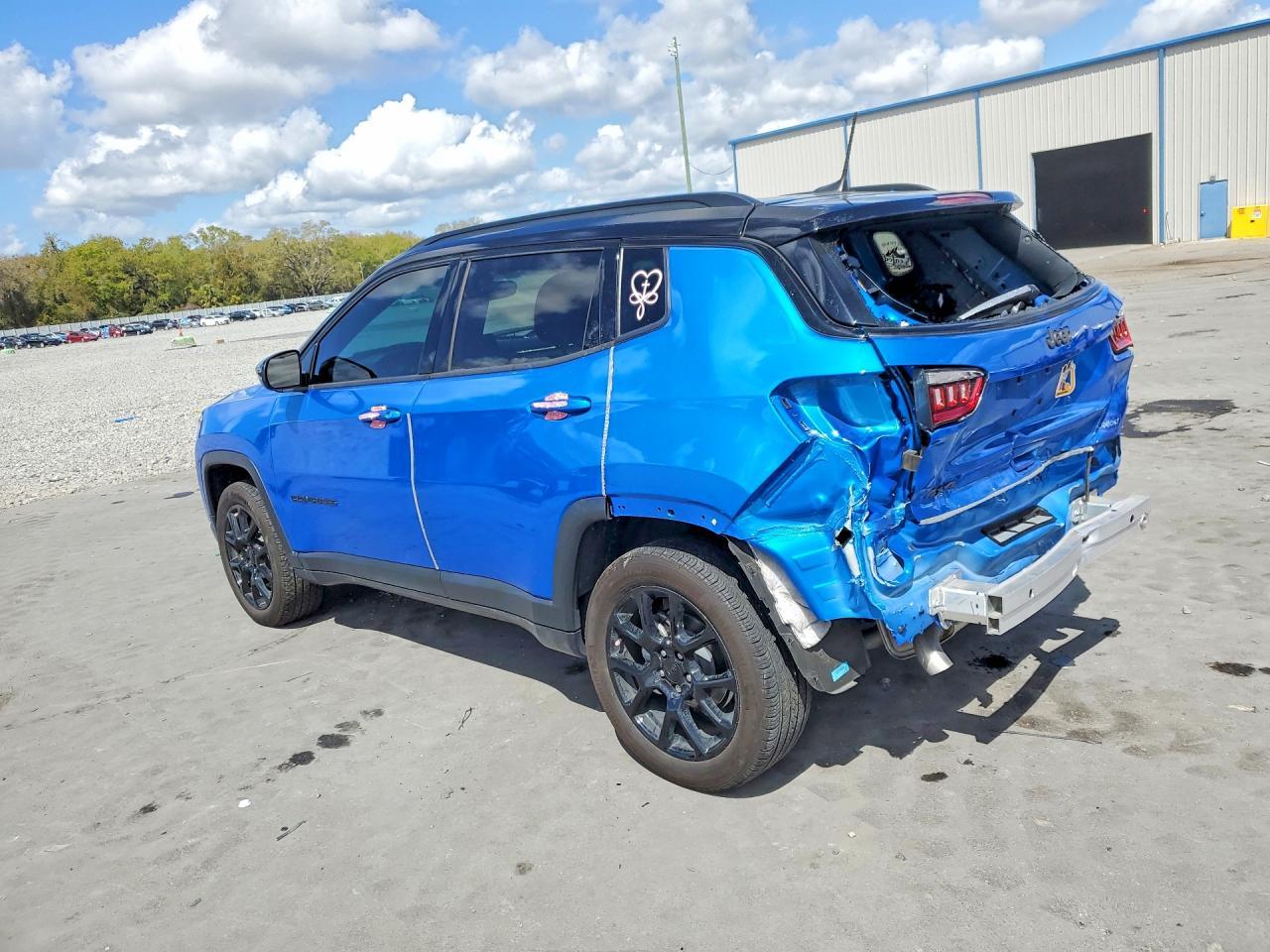 2024 Jeep Compass Latitude