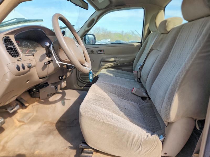 2005 Toyota Tundra Base