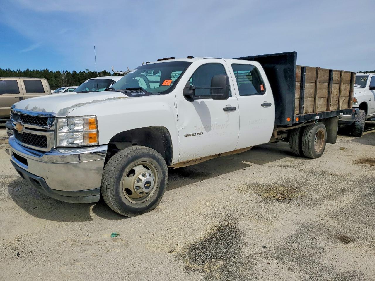 2013 Chevrolet Silverado Flatbed Truck