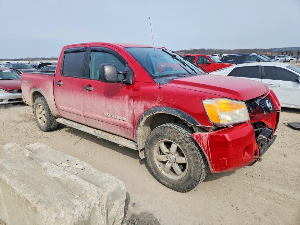 2011 Nissan Titan sv
