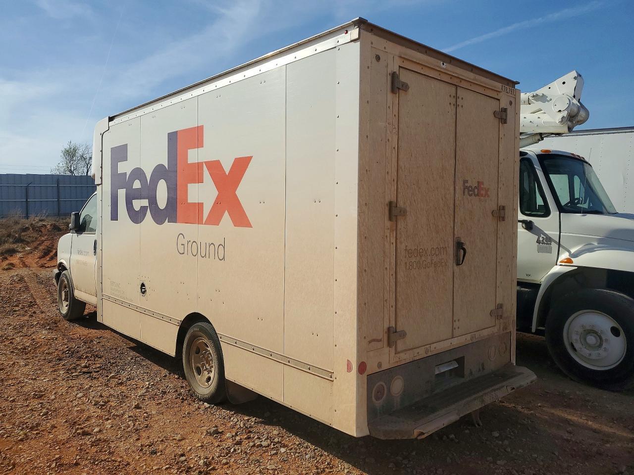 2021 Chev Rolet Express Delivery Truck