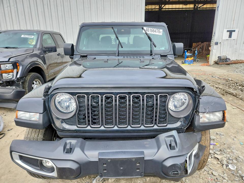 2024 Jeep Gladiator Sport