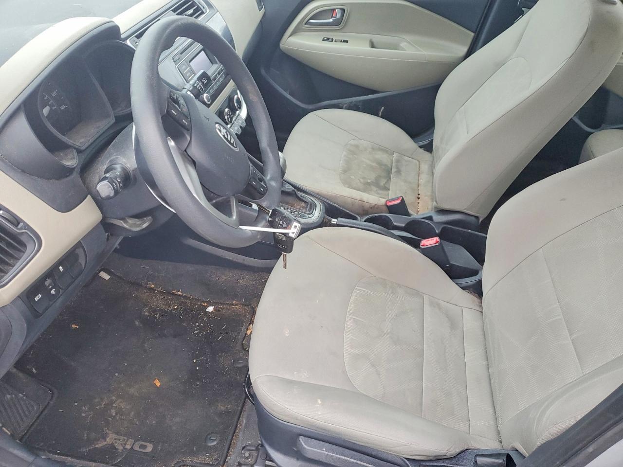 2016 KIA Rio lx