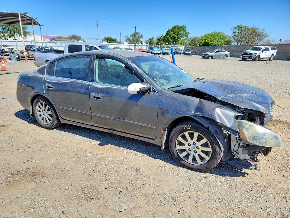 2006 Niss Altima 2.5