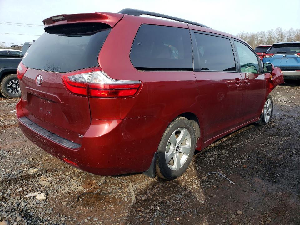 2020 Toyota Sienna le 8-passenger