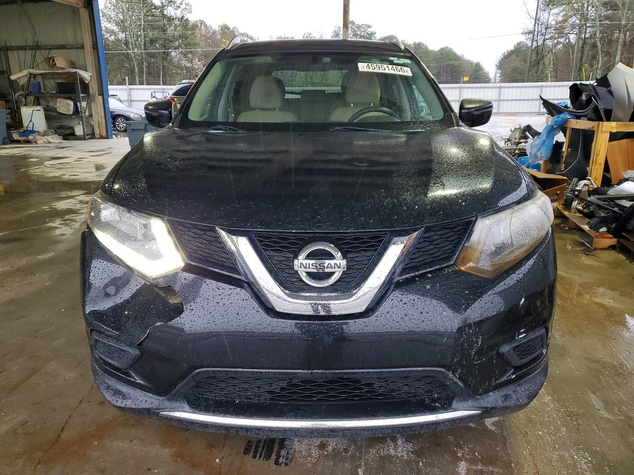2016 Nissan Rogue sv