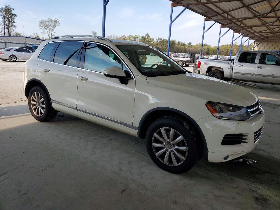2011 Volkswagen Touareg V6