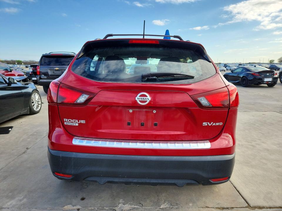 2018 Nissan Rogue Sport sv