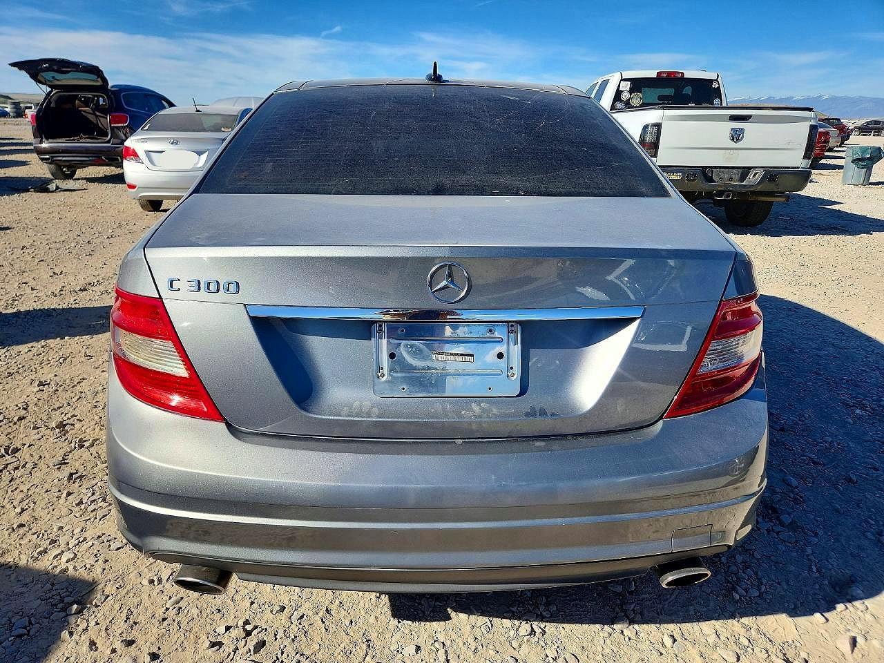 2011 Mercedes-Benz C300