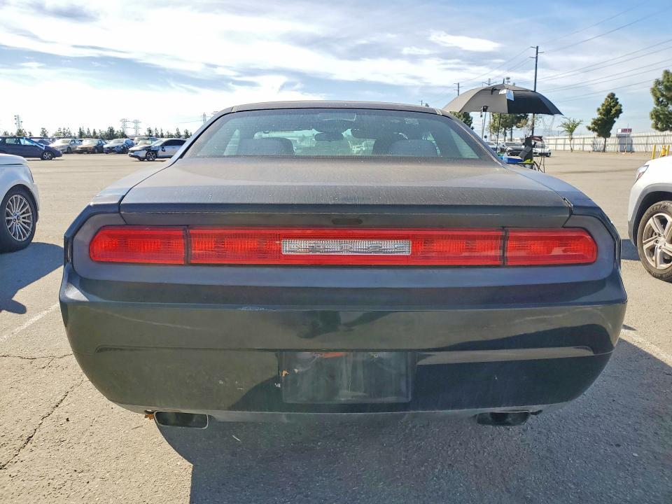 2012 Dodge Challenger sxt