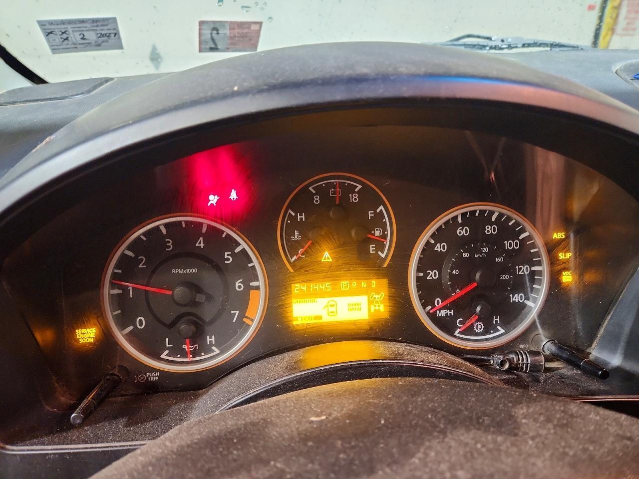 2010 Nissan Titan SE