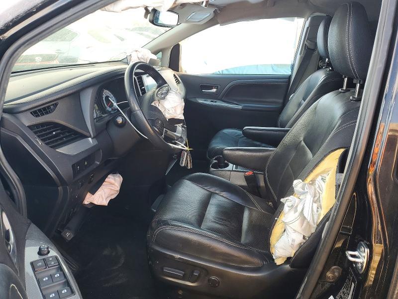 2017 Toyota Sienna se