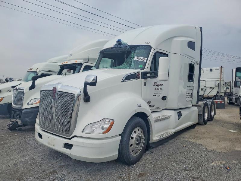 2022 Kenworth T680 Semi Truck