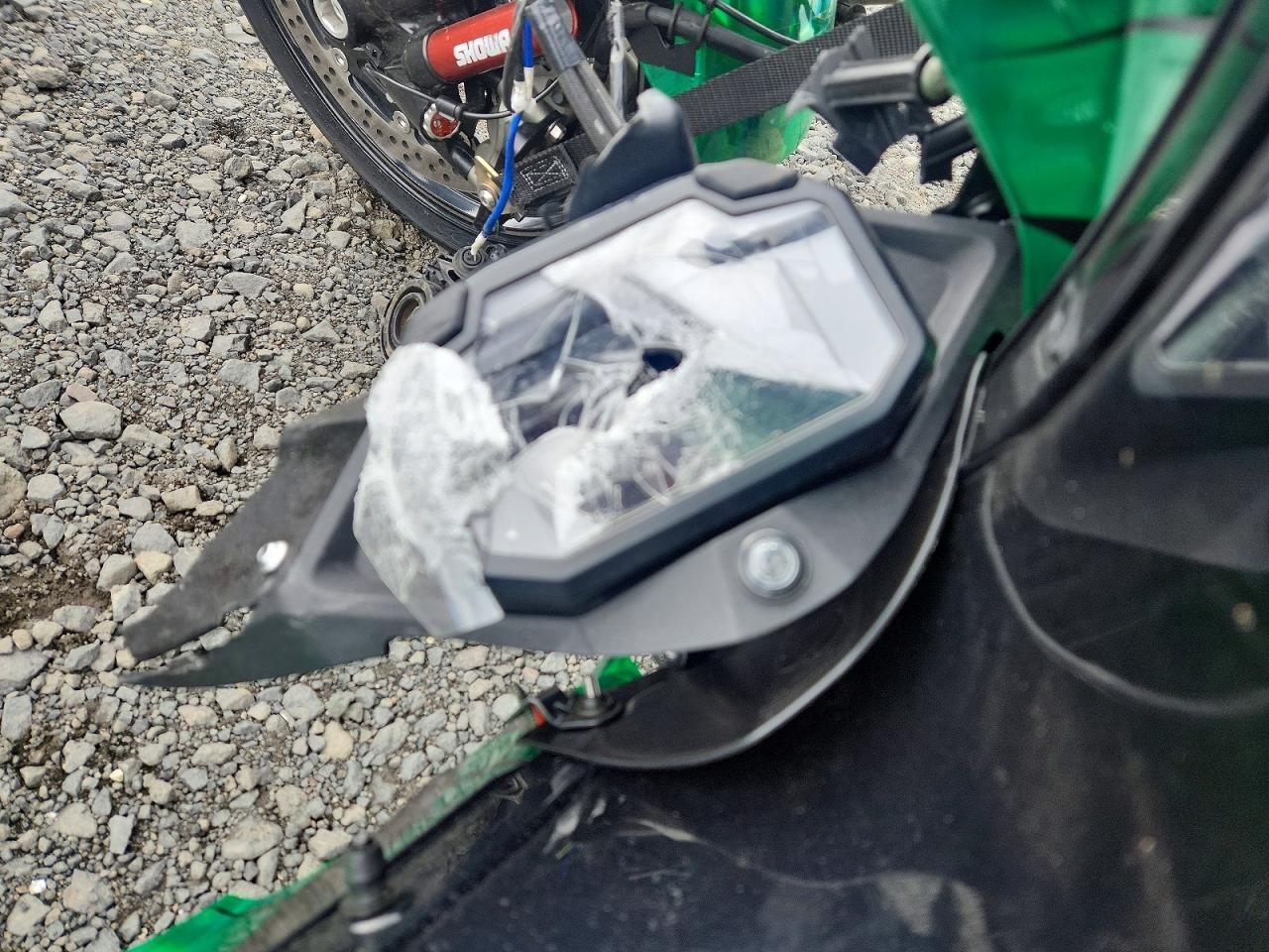 2024 Kawasaki ZX1002 L