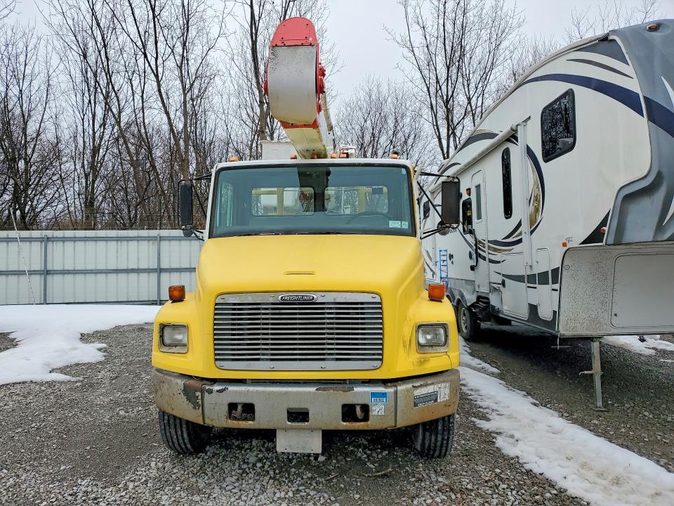 2001 Freightliner Medium Conventional FL70