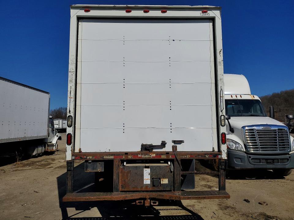 2017 International 4000 4300-BOX Truck