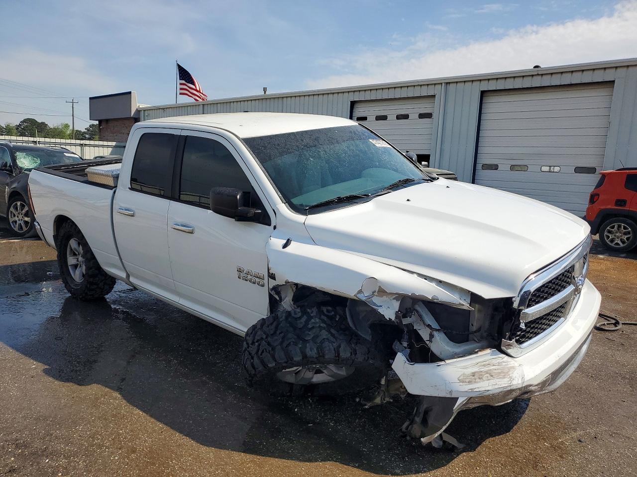 2016 Dodge RAM 1500 SLT