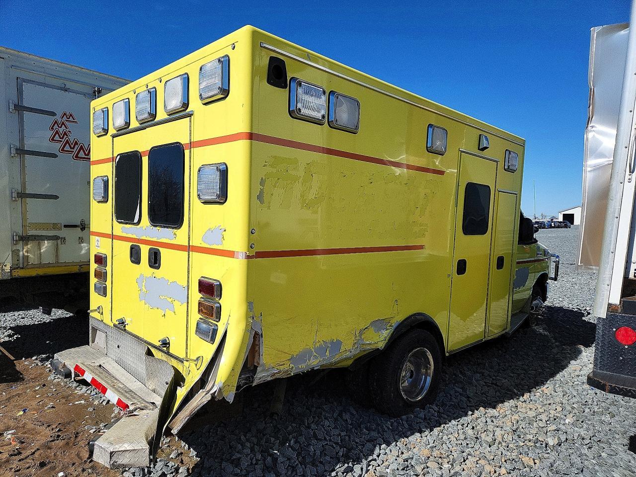 2015 Ford E350 Ambulance