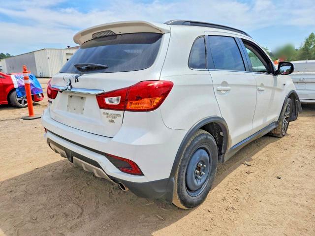 2018 Mitsubishi Outlander Sport sel