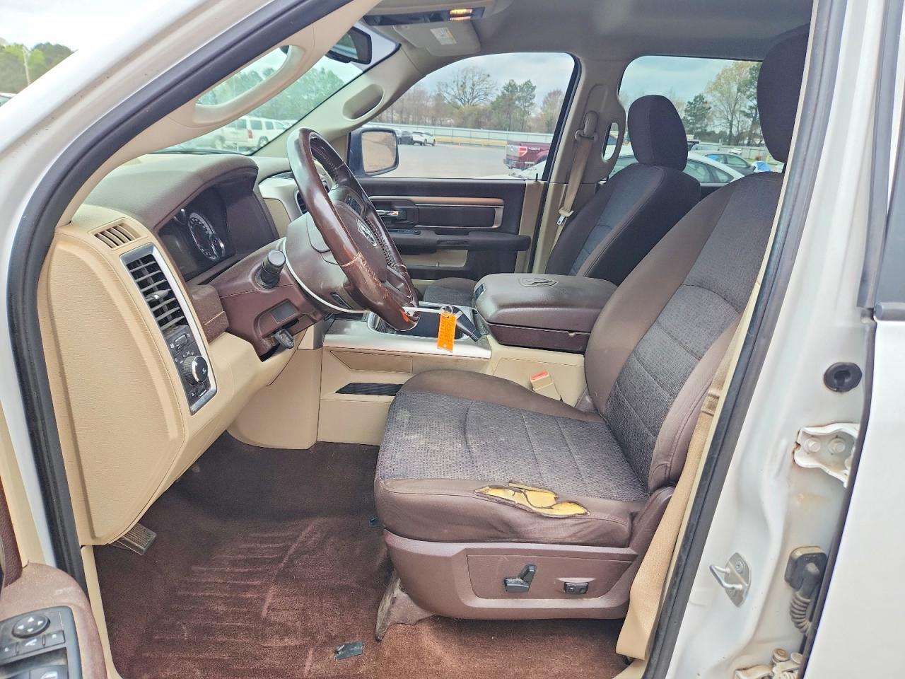 2016 Dodge RAM 1500 SLT