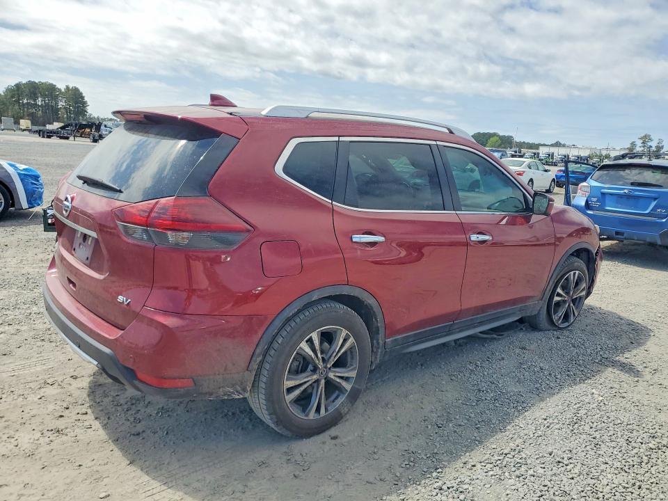 2019 Nissan Rogue sv