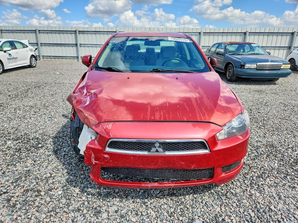 2013 Mitsubishi Lancer es