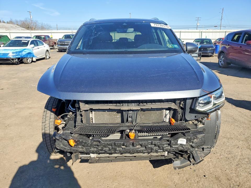 2022 Volkswagen Tiguan sel R-line