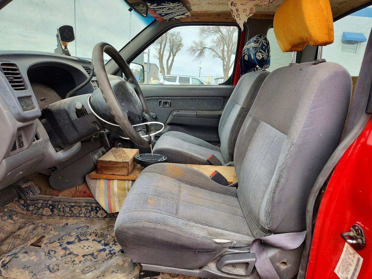 1998 Nissan Frontier XE