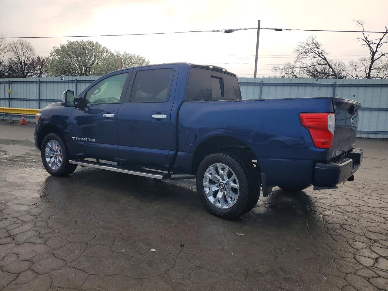 2020 Nissan Titan SV