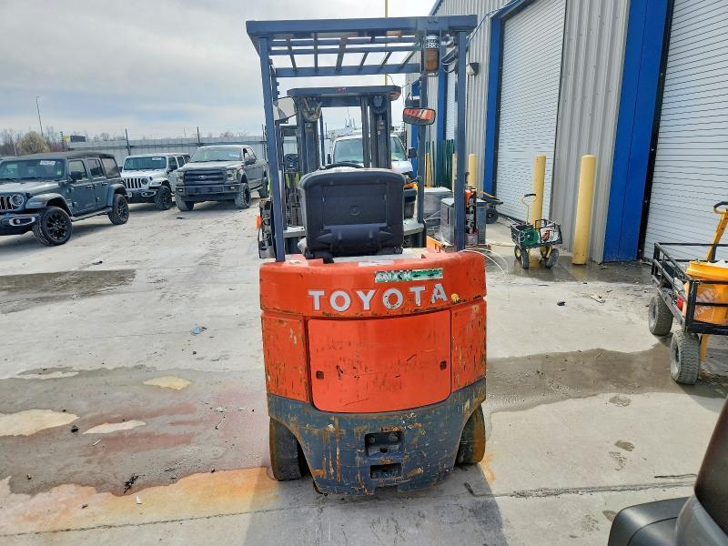 2000 Toyota 2000 Toyt 5FBCU25