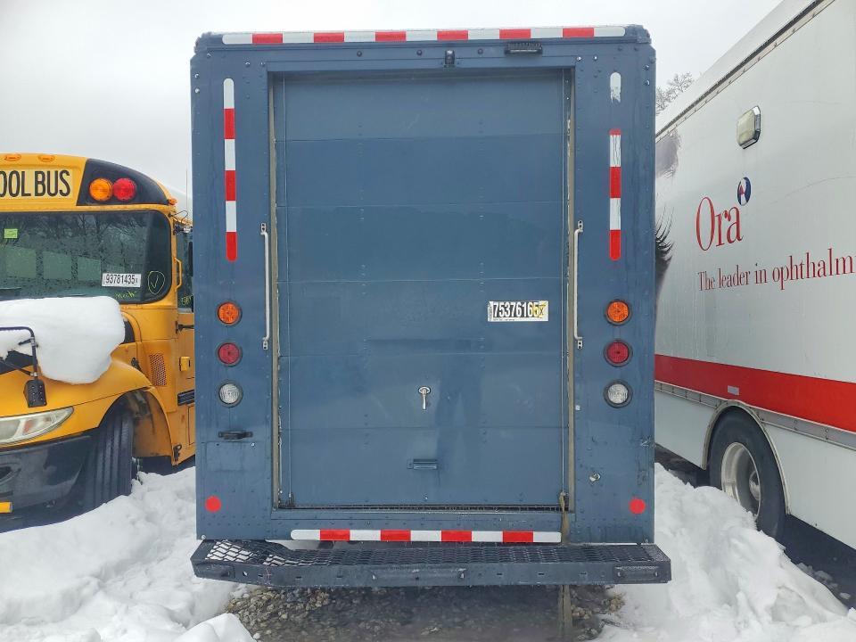 2021 Freightliner MT45G Delivery Truck