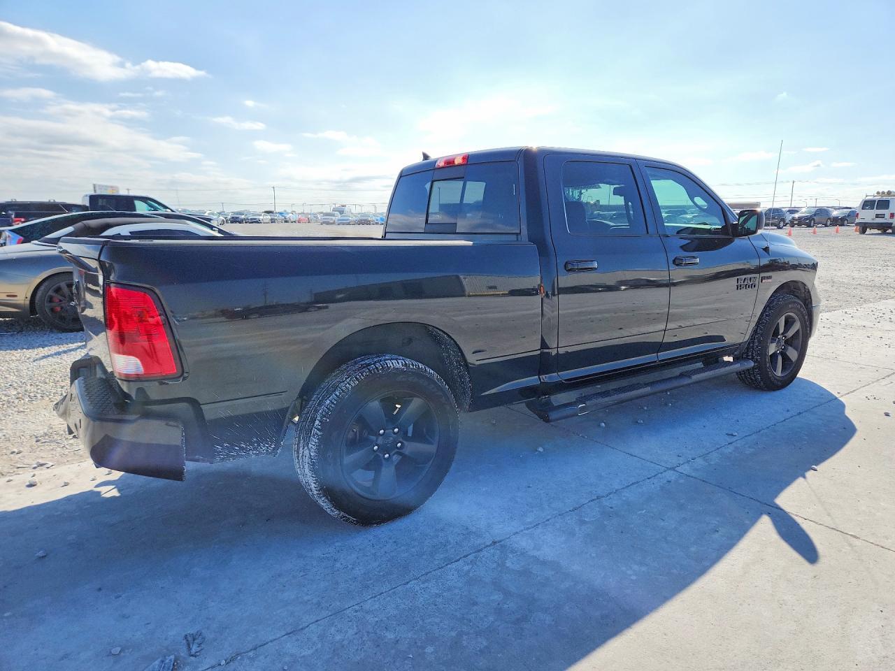 2018 Dodge RAM 1500 SLT