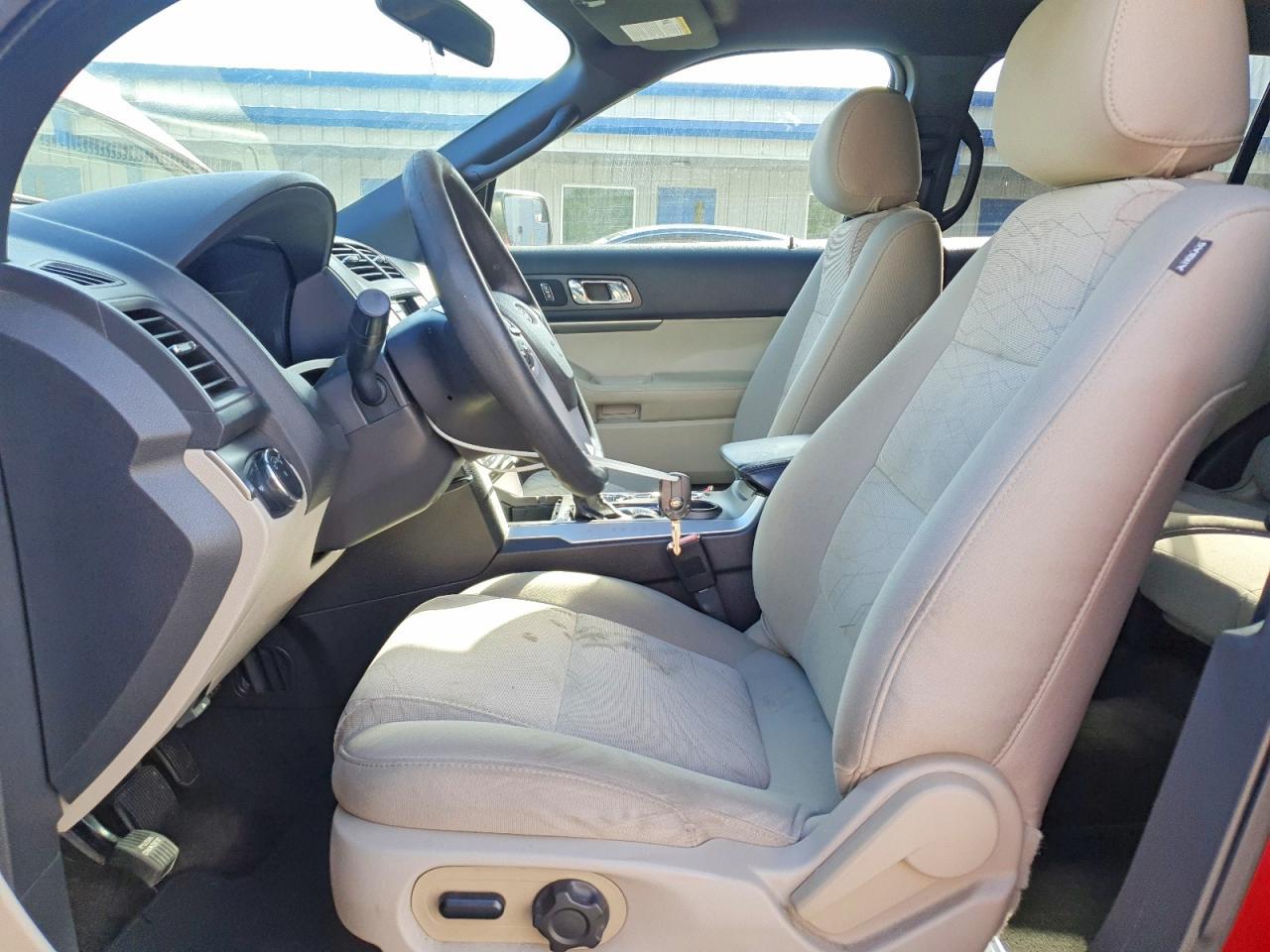 2015 Ford Explorer