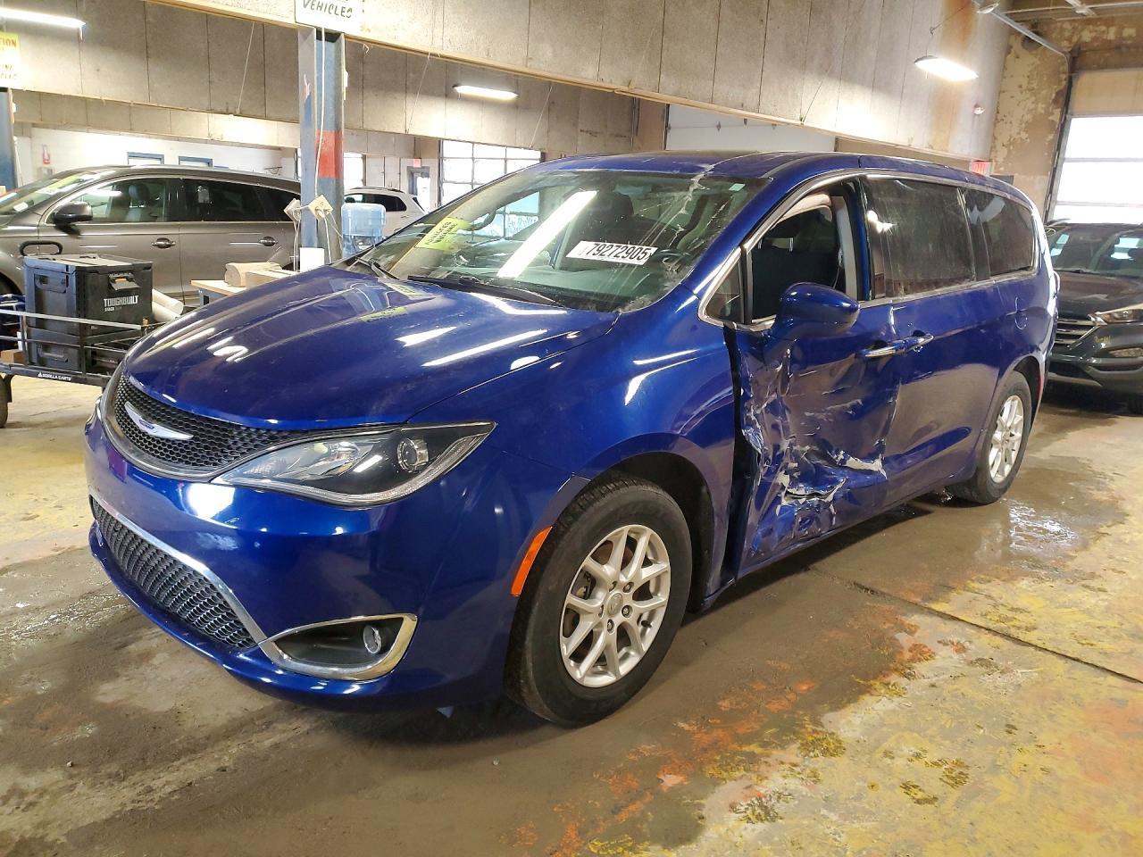 2020 Chrysler Pacifica Touring