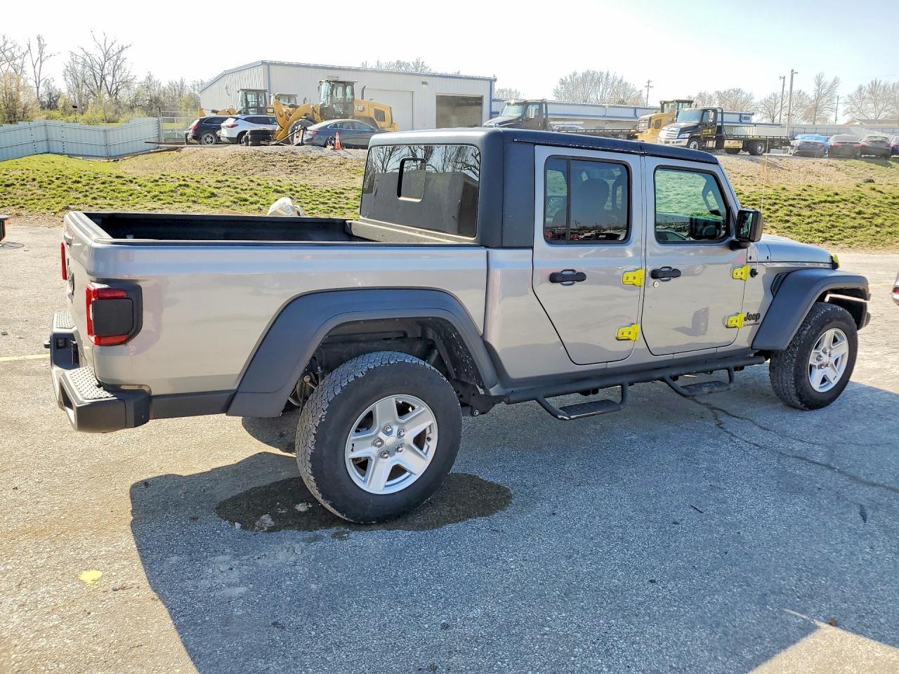 2020 Jeep Gladiator Sport