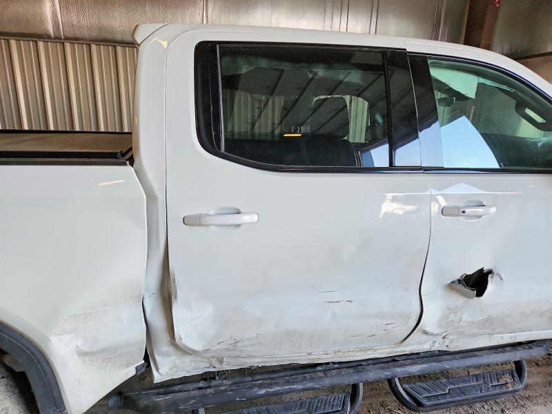 2023 GMC Sierra K1500 AT4