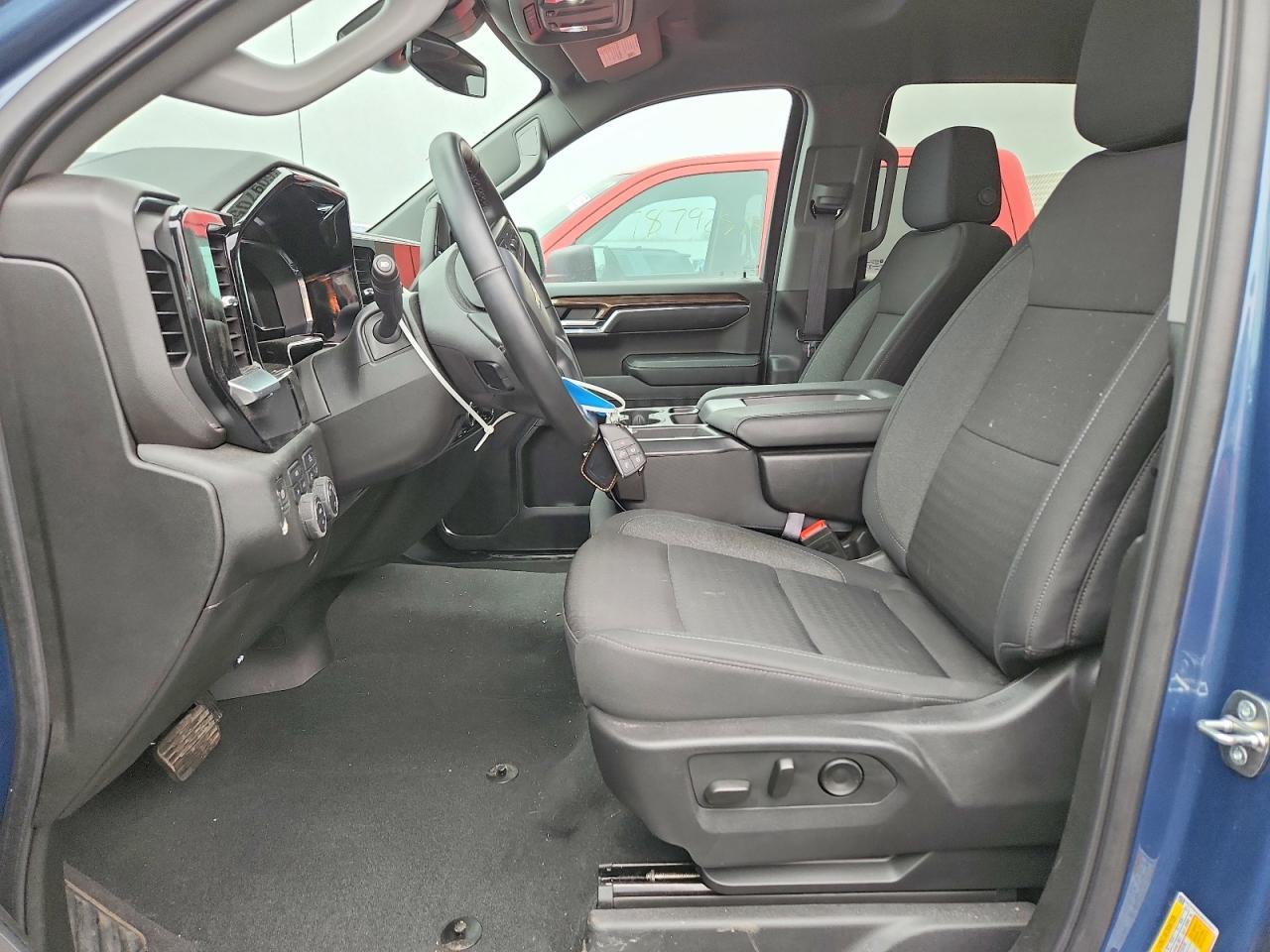 2024 Chevrolet Silverado K1500 LT-L