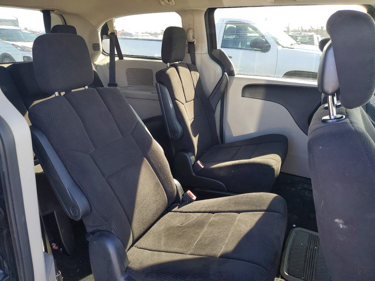 2012 Dodge Grand Caravan se