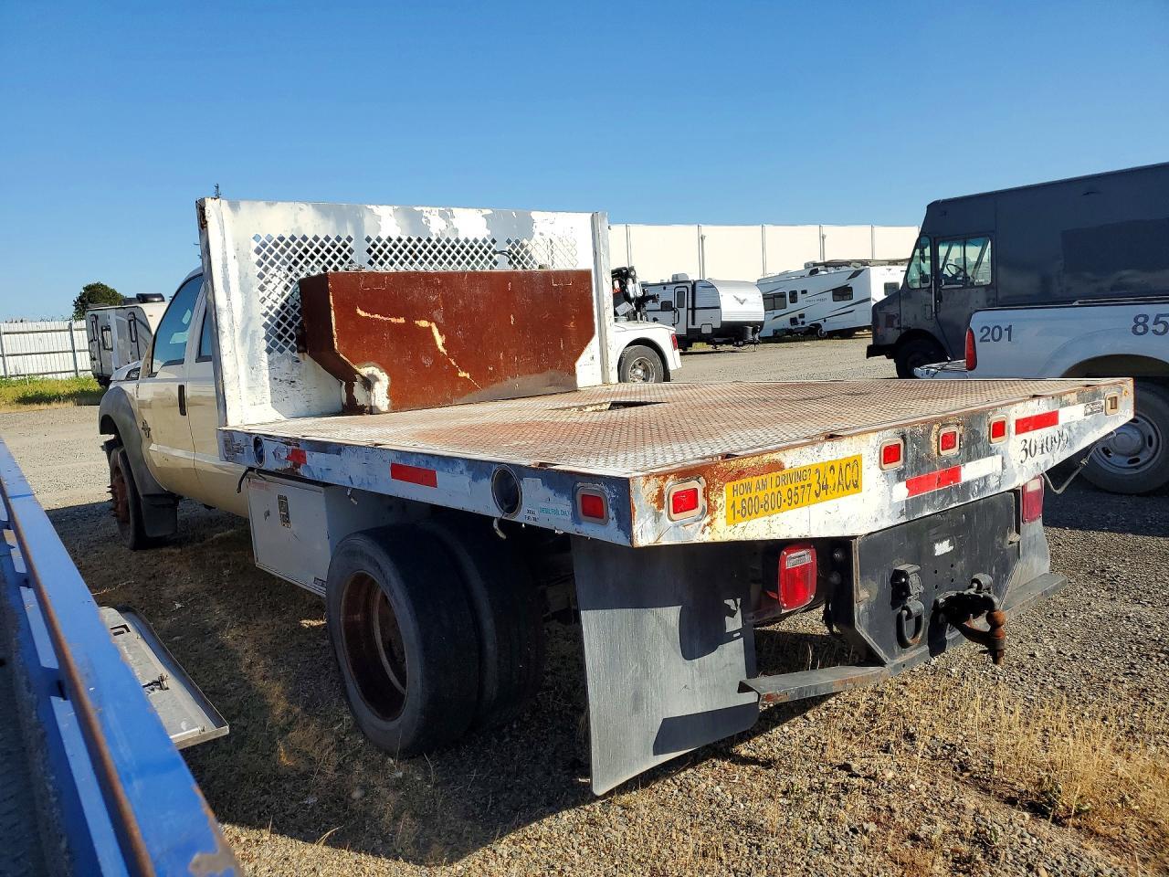 2012 Ford F450 Super Duty Flatbed Truck