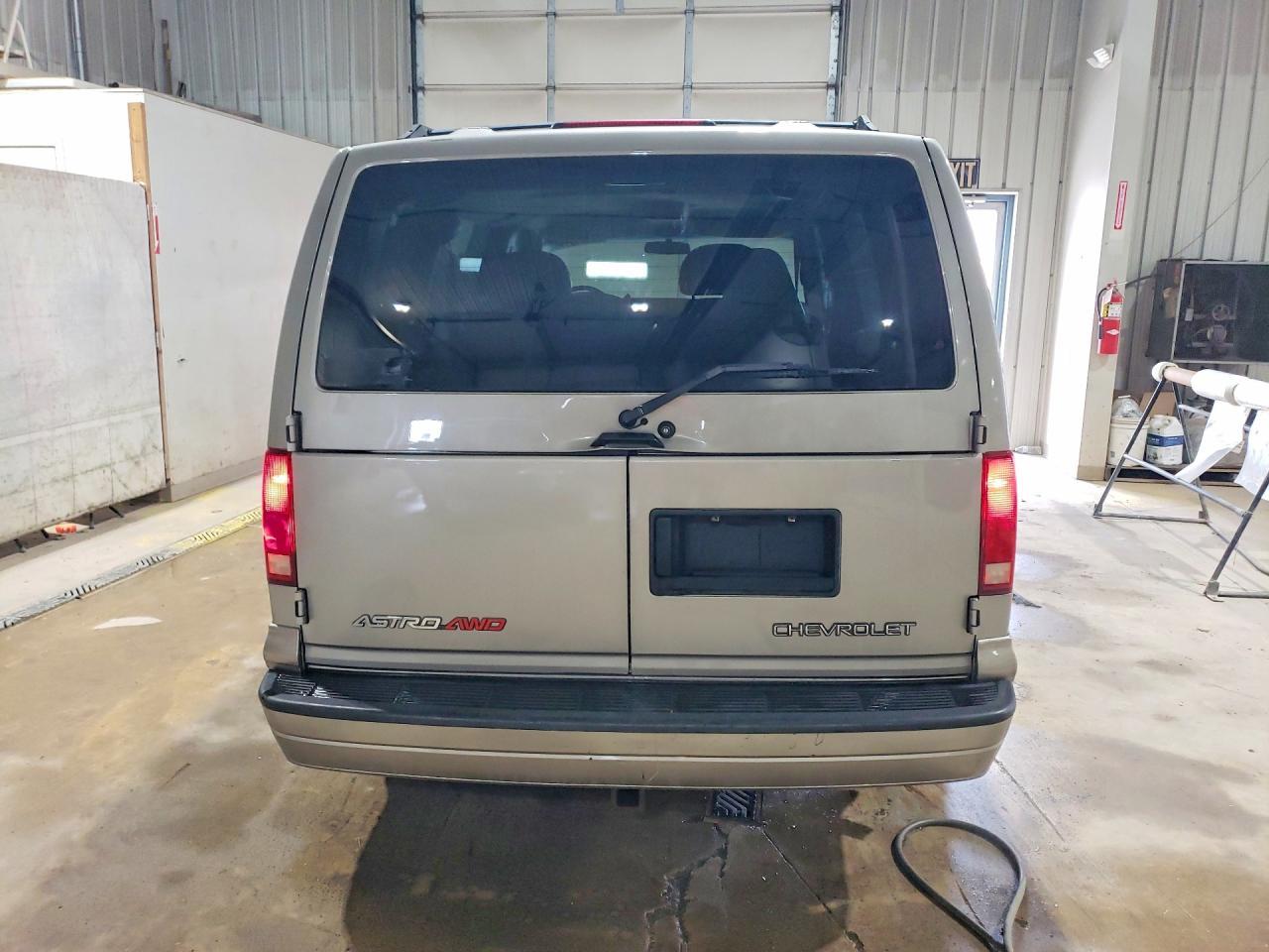 2003 Chevrolet Astro