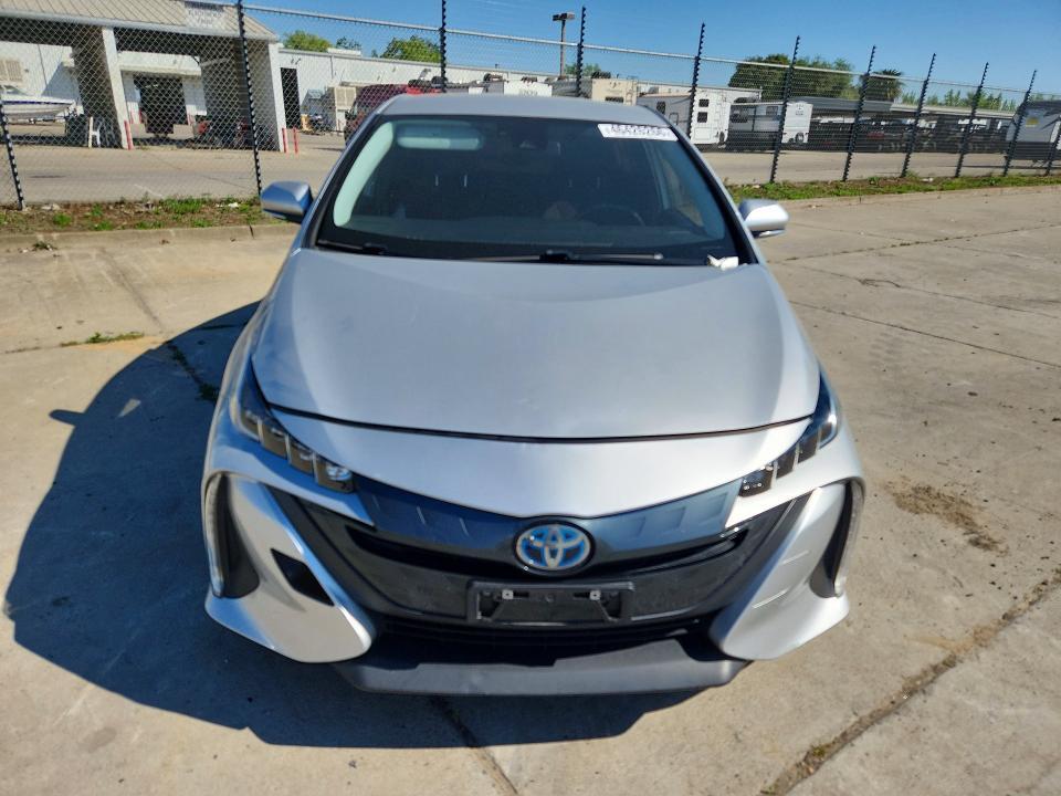 2020 Toyota Prius Prime le