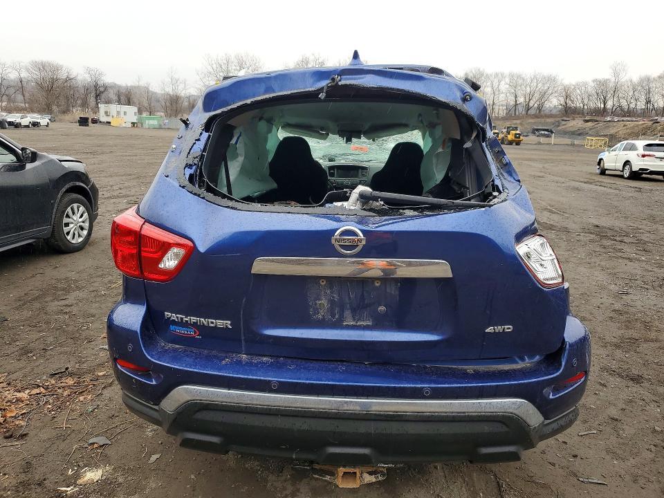 2019 Nissan Pathfinder s