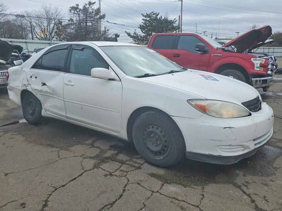 2002 Toyota Camry le