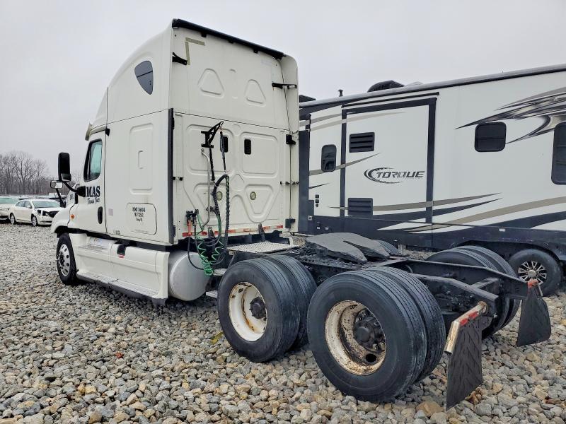 2013 Freigliner Cascadia 125